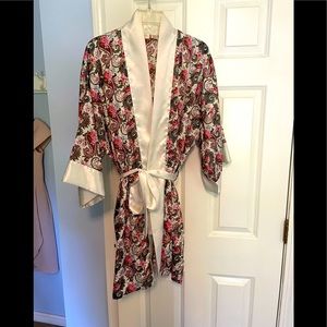 Victoria’s Secret Robe/ Gold Label